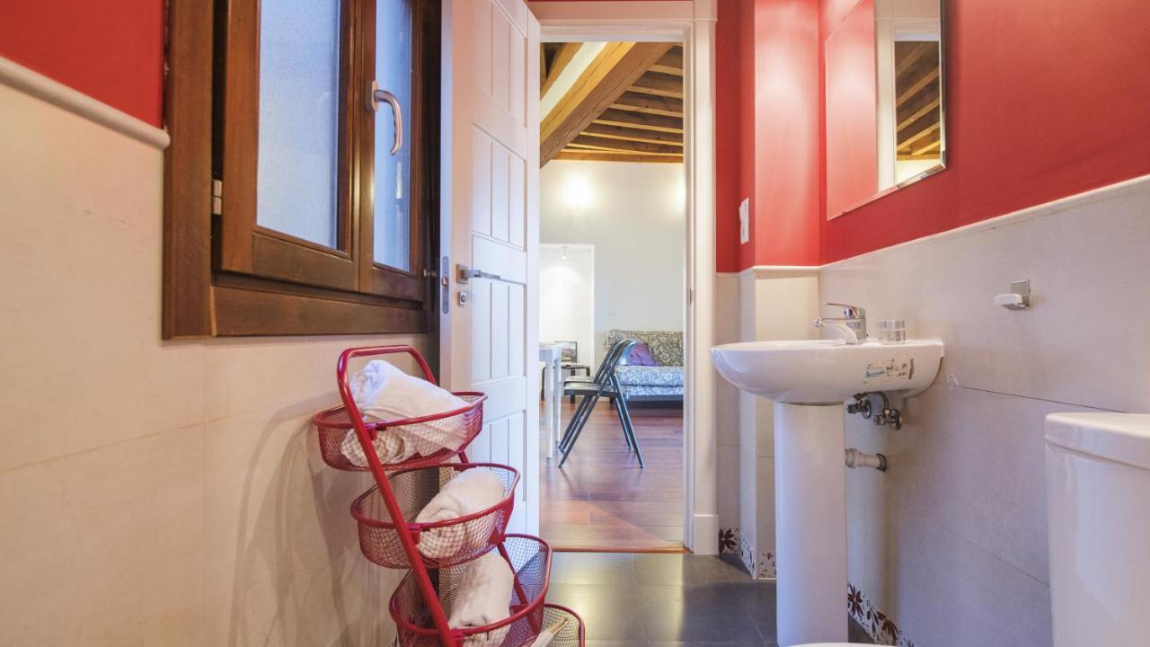 San Cipriano Con Parking Incluido - Apartamentos Aloha توليدو المظهر الخارجي الصورة